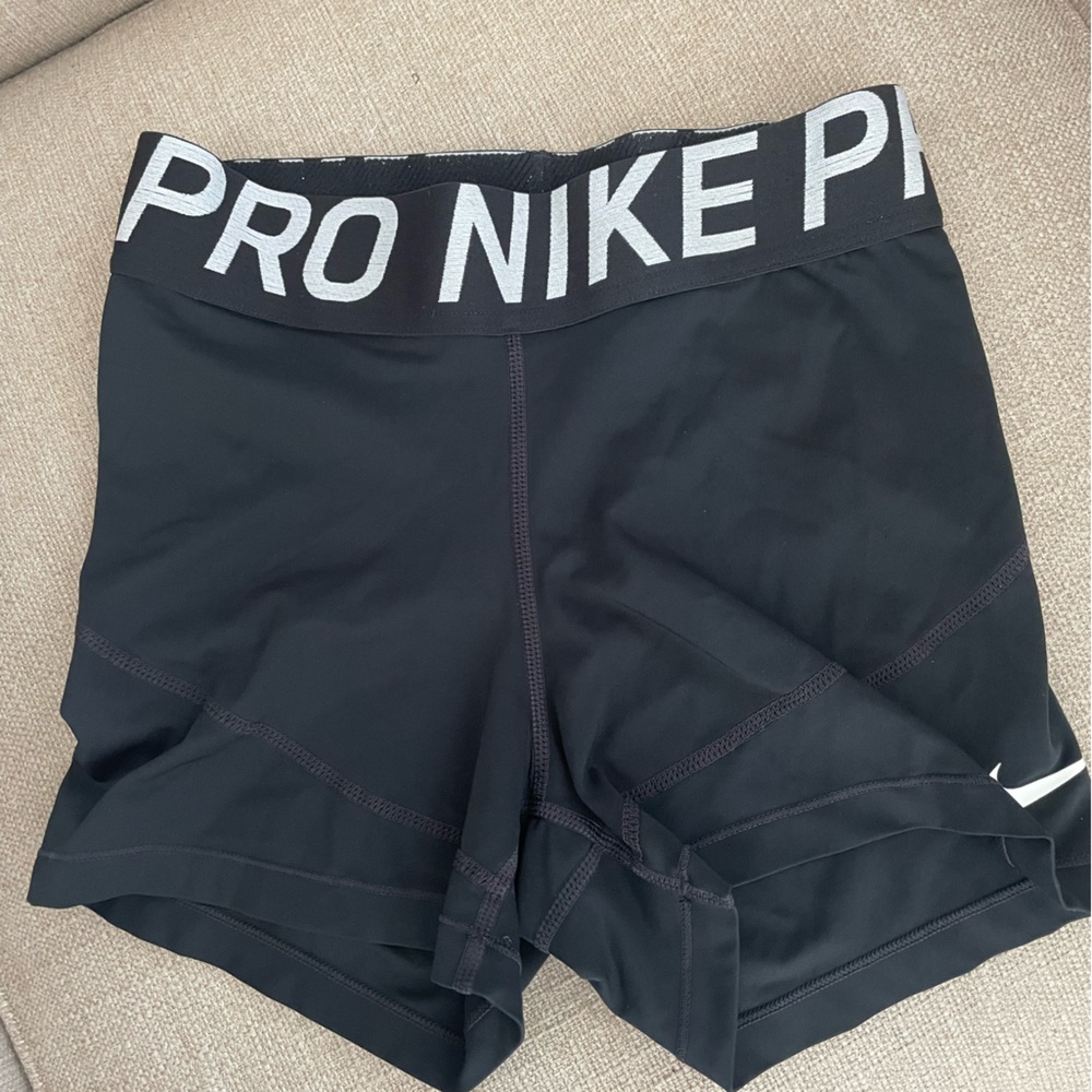 BLACK NIKE PRO BIKE PANTS